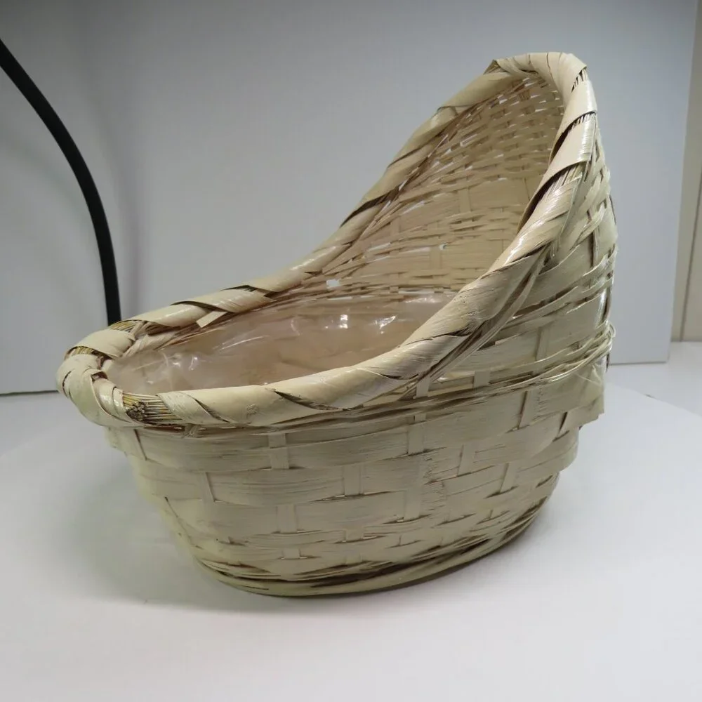 Vintage Bassinet Basket 10 x 7.5